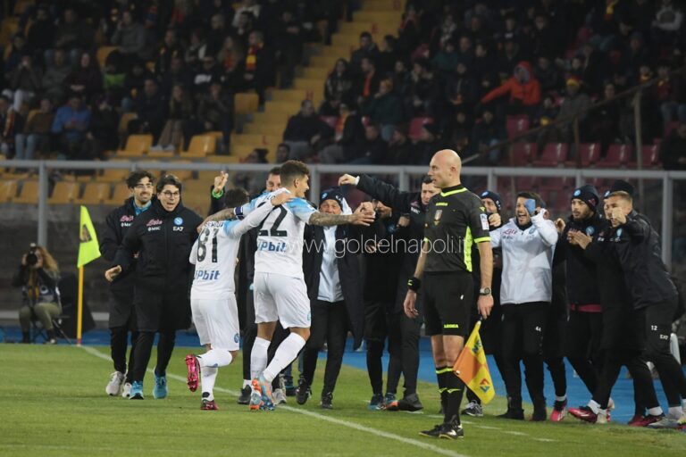 Lecce-Napoli: 1-2, cronaca e tabellino