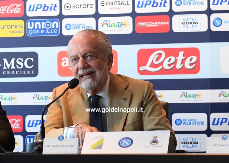 De Laurentiis: “Chissà che imbarazzo per Rocchi. Competizione che non ha più senso”