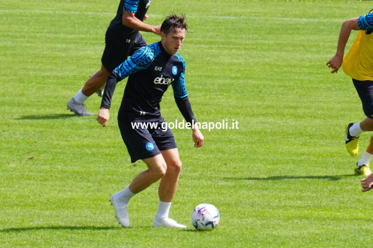 Zielinski si riduce l’ingaggio e rinnova col Napoli