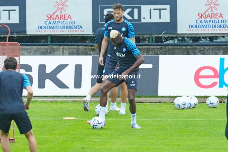 Il PSG vuole inserirsi tra Osimhen e il Napoli: proposto uno scambio