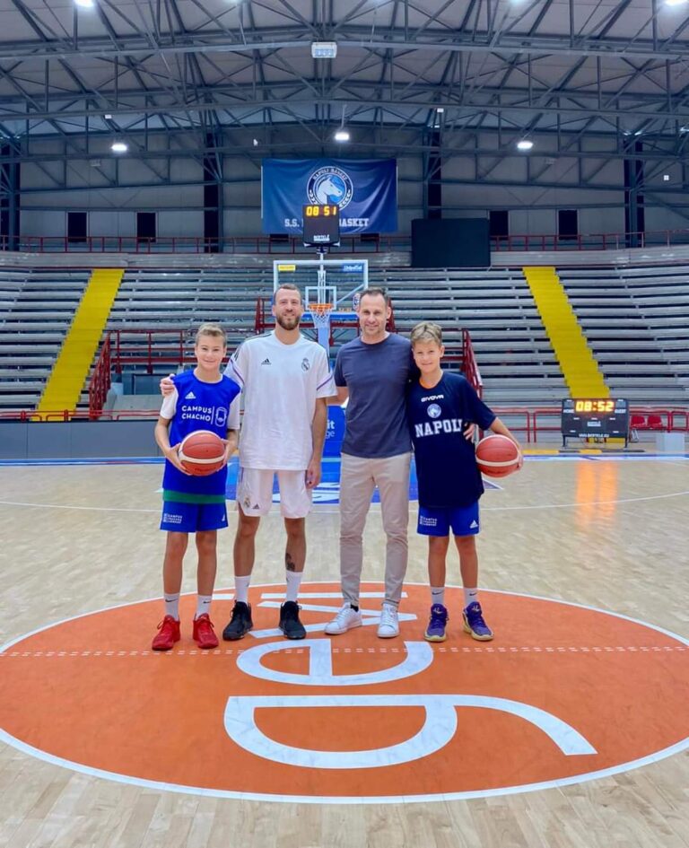 Il “Chacho” Rodriguez in visita al PalaBarbuto