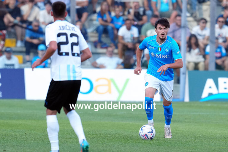 Offerta per Elmas: secco “no” del Napoli, ma per il rinnovo…