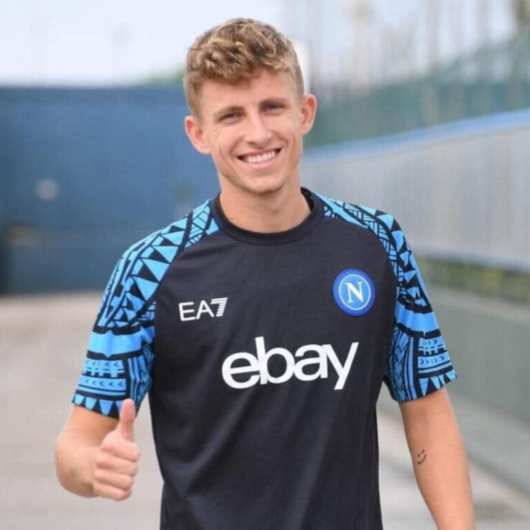 Lindstrøm fa pratica col napoletano: il suo invito ai tifosi