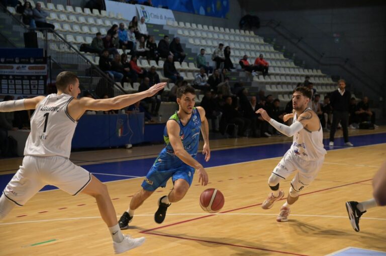 Serie B, il derby campano è della GEKO