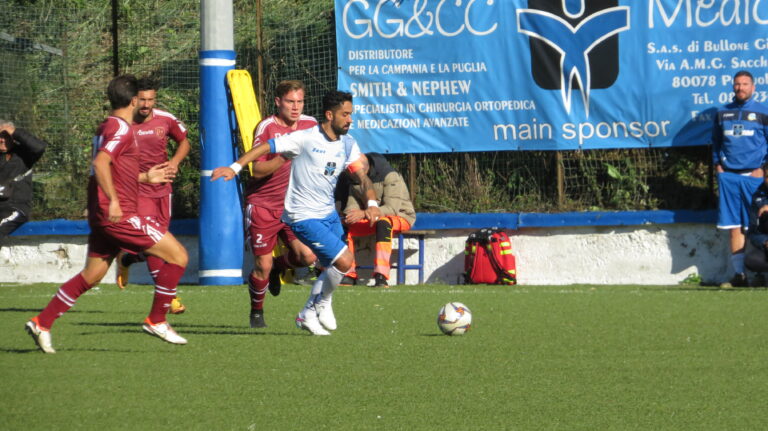 ll Rione Terra festeggia con un pareggio il primo storico derby in Eccellenza