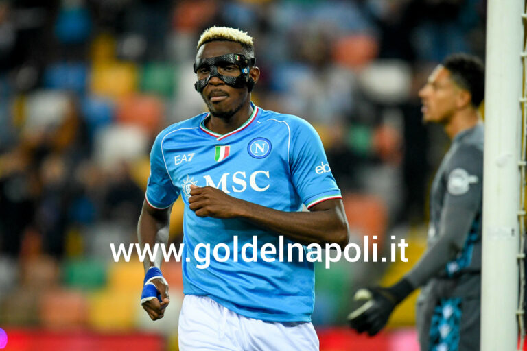 Osimhen apre all’Al-Ahli
