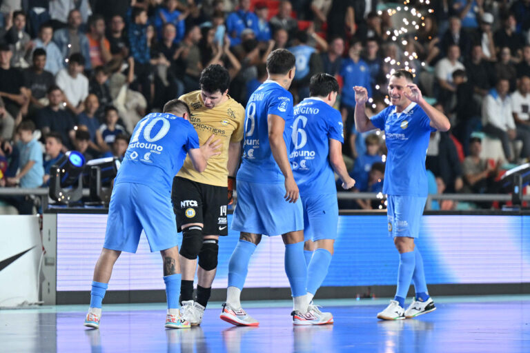 Napoli Futsal, sei lassù. Manita alla L84